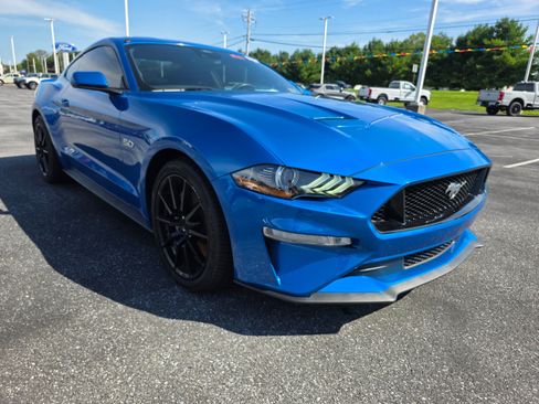 Used 2021 Ford Mustang GT RWD image 7