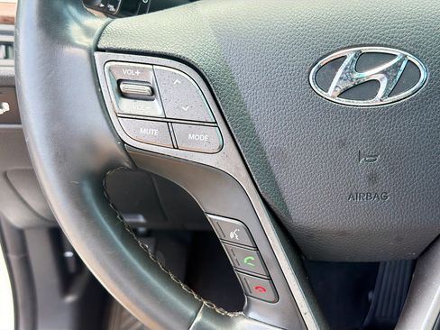 Used 2018 Hyundai Santa Fe Sport 2.0T FWD image 34