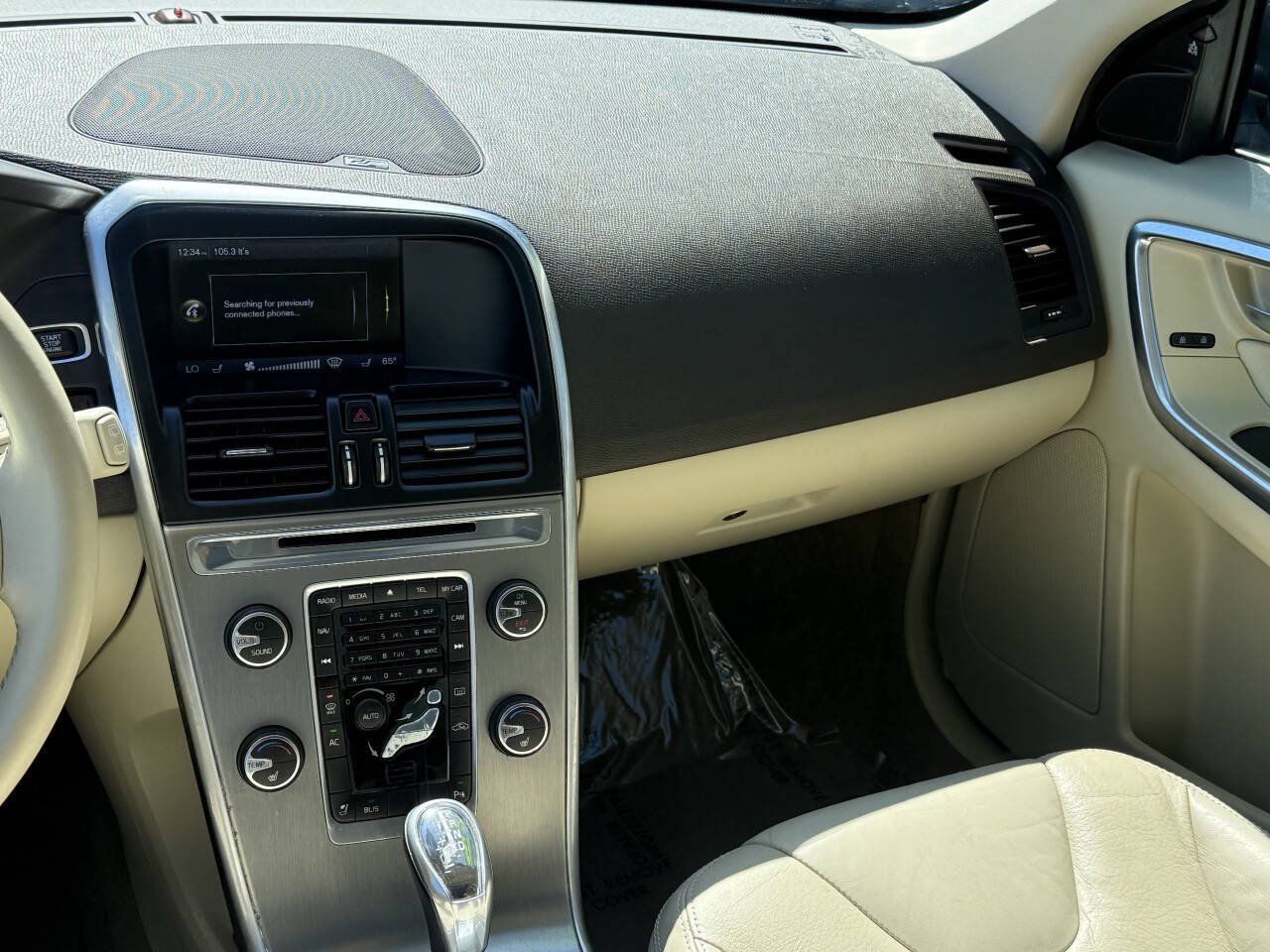 Used 2013 Volvo XC60 T6 AWD/4WD image 7
