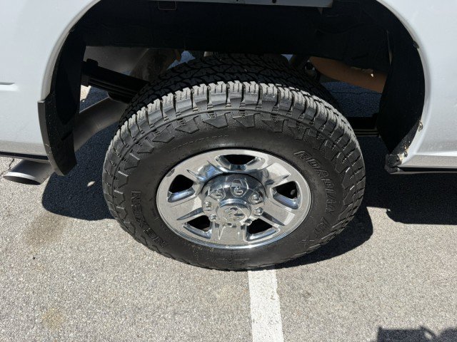 Used 2019 RAM 3500 Tradesman w/ Chrome Appearance Group AWD/4WD image 13