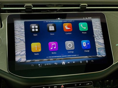 Used 2025 Mercedes-Benz E 53 AMG e 4MATIC Sedan image 14