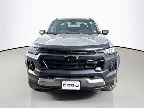 Used 2024 Chevrolet Colorado Trail Boss AWD/4WD image 4