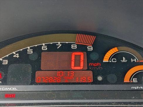 Used 2005 Honda S2000 image 10