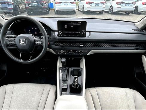 Used 2024 Honda Accord EX image 15
