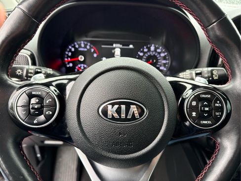Used 2020 Kia Soul GT-Line Turbo FWD image 29