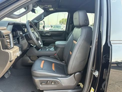 Used 2026 GMC Sierra 3500 AT4 w/ AT4 Premium Plus Package AWD/4WD image 11