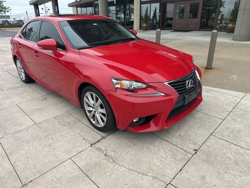 Used 2016 Lexus IS 200t RWD image 3