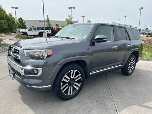 Used 2021 Toyota 4Runner Limited AWD/4WD image 3