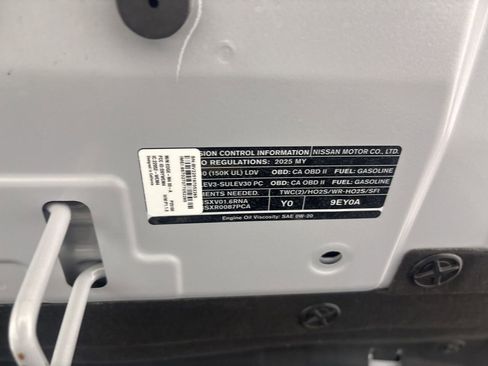 Used 2025 Nissan Versa S FWD image 32