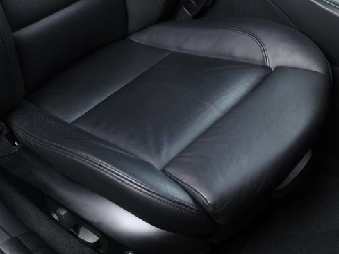 Used 2011 BMW M3 Sedan image 79