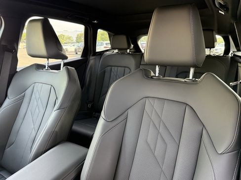 Used 2025 BMW X3 xDrive30i w/ Convenience Package image 22