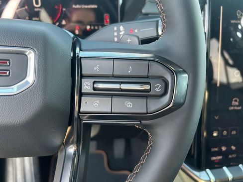 New 2026 GMC Acadia AT4 image 18