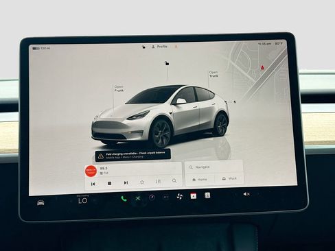 Used 2024 Tesla Model Y Long Range AWD/4WD image 15