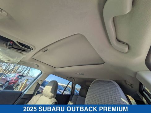 Certified 2025 Subaru Outback Premium image 10