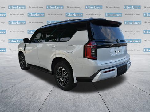 Used 2025 Nissan Armada SL w/ Captain's Chari Seat Package AWD/4WD image 8