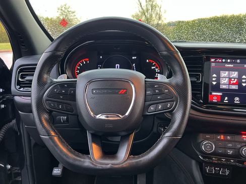 Used 2024 Dodge Durango GT image 32