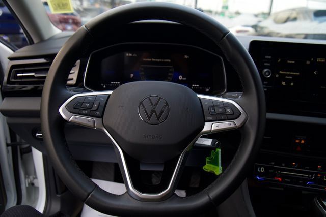 Used 2025 Volkswagen Jetta S FWD image 16