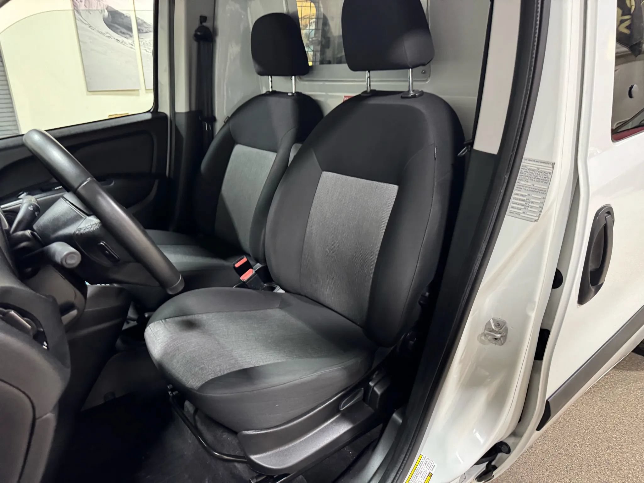 Used 2019 RAM ProMaster City Tradesman SLT FWD image 34