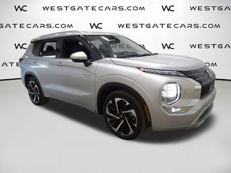 Used 2023 Mitsubishi Outlander SEL video 2