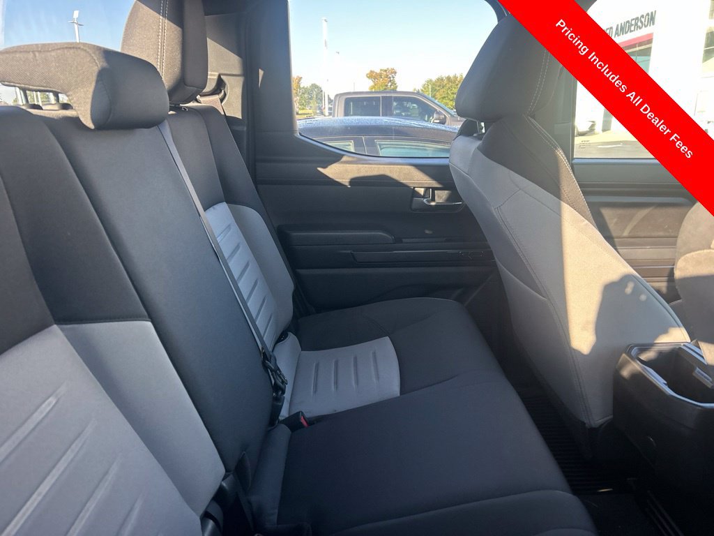 Used 2025 Toyota Tacoma TRD Sport AWD/4WD image 4