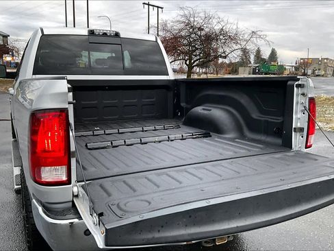 Used 2015 RAM 2500 Big Horn image 19