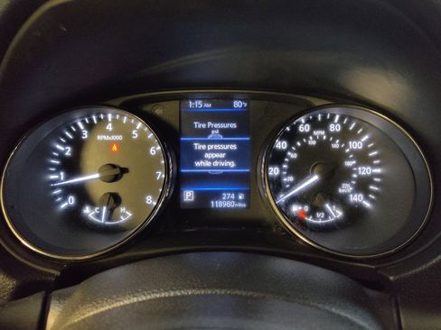 Used 2019 Nissan Rogue SV FWD image 23