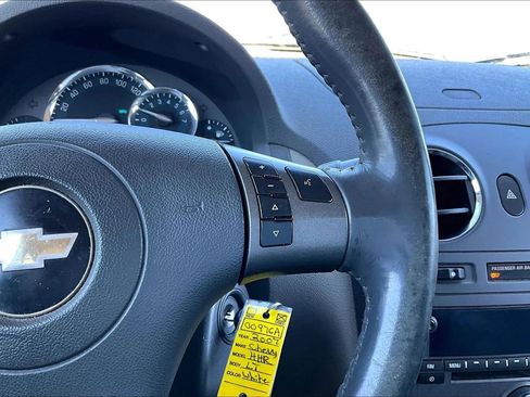 Used 2007 Chevrolet HHR LT FWD image 6