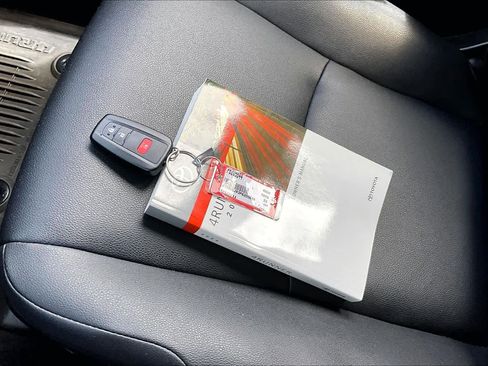 Certified 2023 Toyota 4Runner TRD Off-Road Premium w/ Moonroof Package image 14