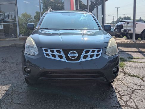 Used 2013 Nissan Rogue SL AWD/4WD image 2