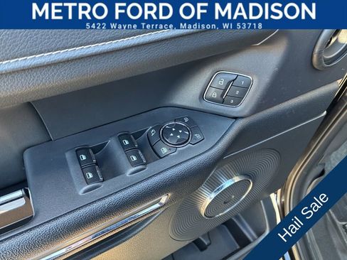 Used 2022 Ford Expedition XLT AWD/4WD image 11