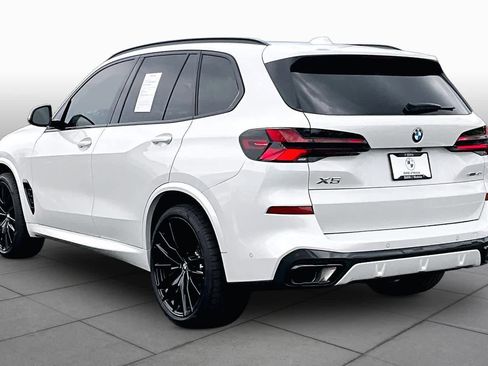 Certified 2025 BMW X5 sDrive40i w/ M Sport Package RWD image 11