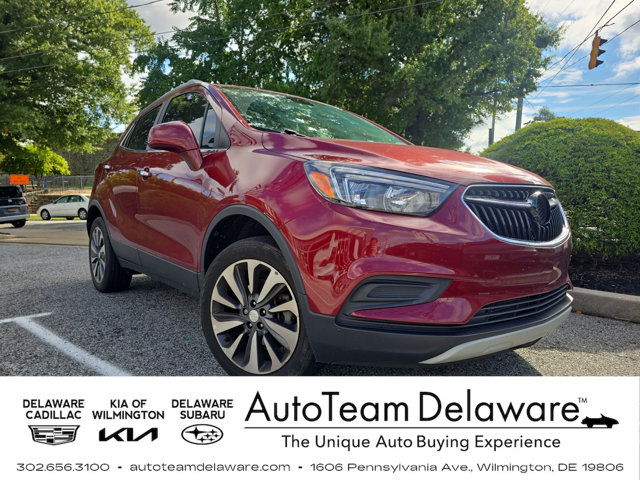 Used 2022 Buick Encore Preferred w/ Safety Package AWD/4WD image 1