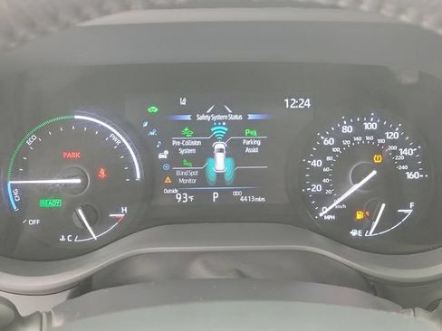 Used 2025 Toyota Sienna XLE w/ XLE Plus Package FWD image 26