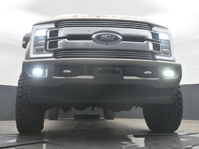 Used 2018 Ford F250 Limited AWD/4WD image 31