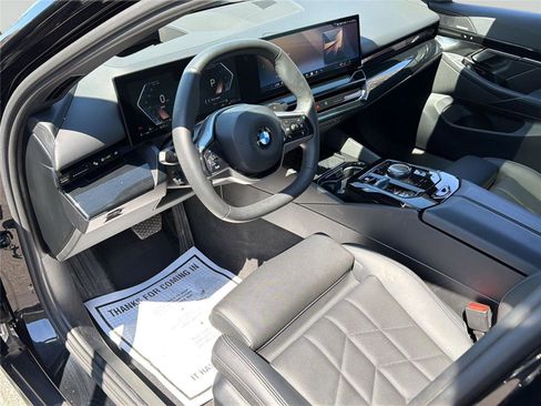Used 2026 BMW 530i xDrive AWD/4WD image 12