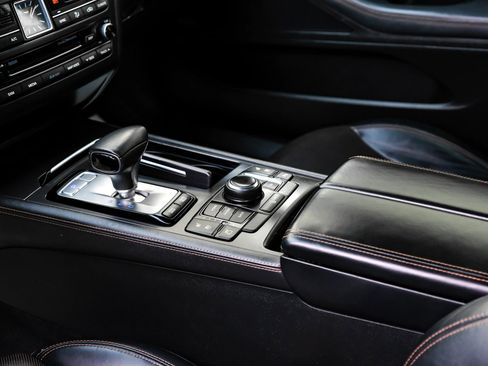 Used 2018 Genesis G80 3.3T Sport image 24