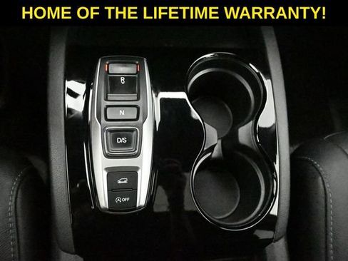 Used 2017 Honda Pilot Touring image 26