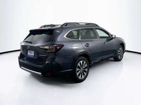 Used 2023 Subaru Outback Limited AWD/4WD image 5