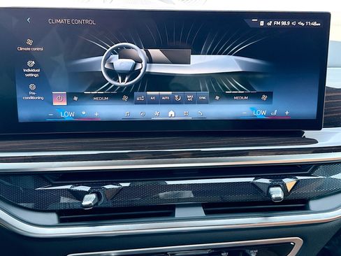 New 2027 BMW X7 xDrive40i w/ Executive Package AWD/4WD image 37