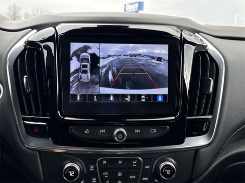 Used 2023 Chevrolet Traverse RS image 23