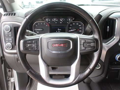 Used 2022 GMC Sierra 1500 Elevation w/ LPO, Elevation Black Package AWD/4WD image 15