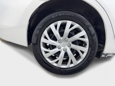 Used 2019 Toyota Corolla LE FWD image 46