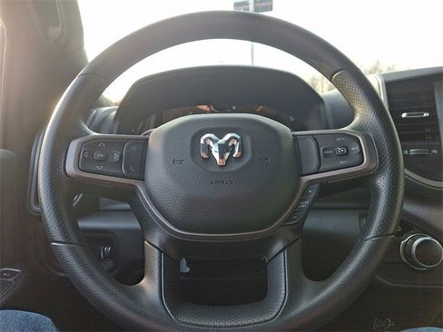 Used 2024 RAM 2500 Tradesman w/ Chrome Appearance Group image 18