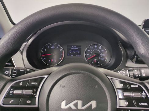Used 2022 Kia Seltos LX image 29