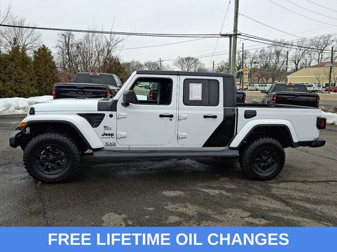 Used 2022 Jeep Gladiator Sport AWD/4WD image 6