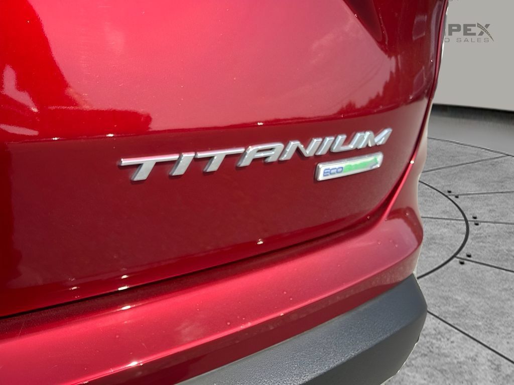 Used 2019 Ford Edge Titanium FWD image 26