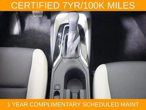 Used 2025 Toyota Corolla LE FWD image 29