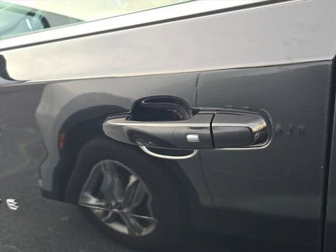 Certified 2023 Chevrolet Traverse LT image 21