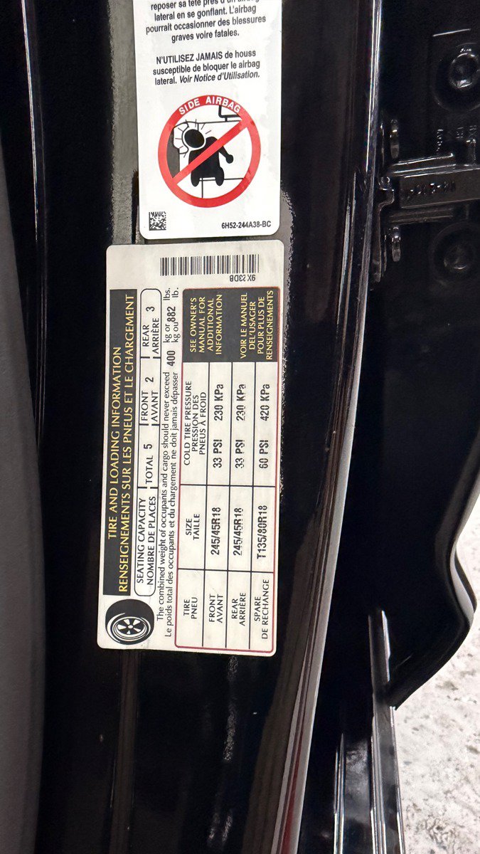 Used 2011 Jaguar XF RWD image 45