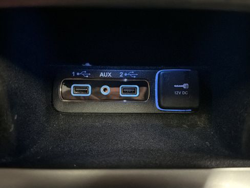 Used 2018 Jeep Grand Cherokee Overland AWD/4WD image 32